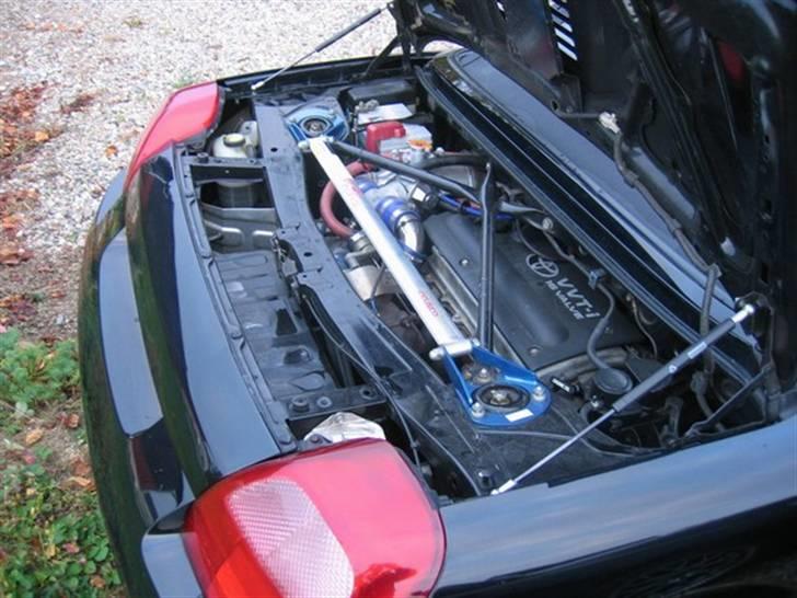 Toyota MRS - Inden folk brokker sig for meget over for lidt billeder smider jeg lige lidt extra... Lidt motor :) billede 14