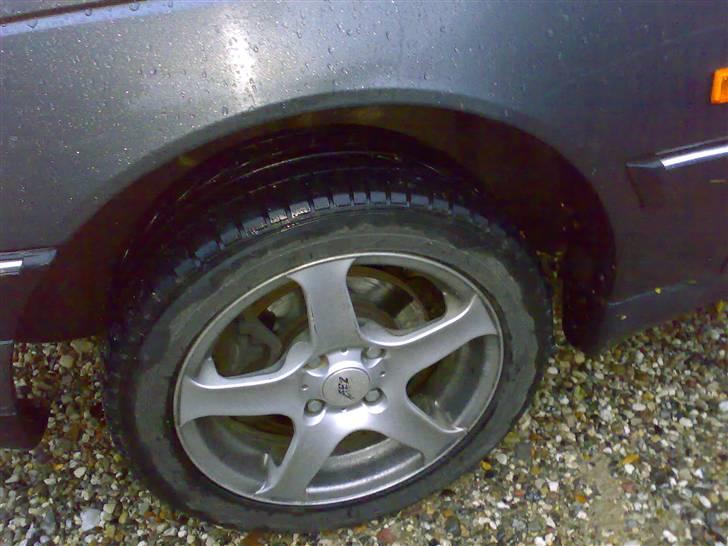 Peugeot 405 8000rpm : P Solgt - Rust kender vi ikke til billede 3