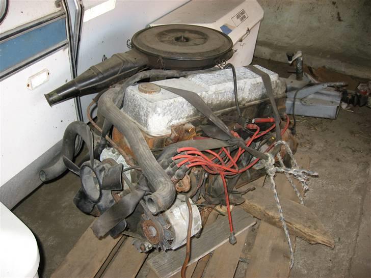 Opel Rekord E1 - 2 dørs! - til salg... "kom til" at købe en c30le i stedet;) billede 1