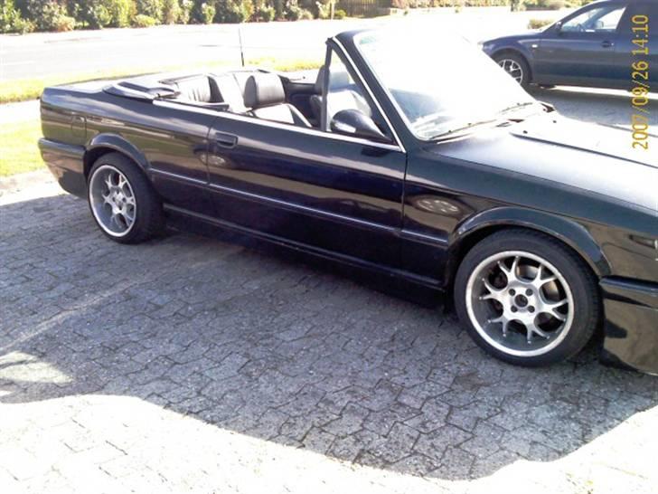 BMW 325i cab (solgt) billede 14