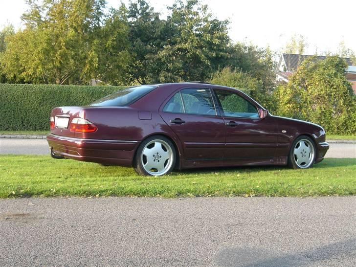 Mercedes Benz E300 Diesel billede 2