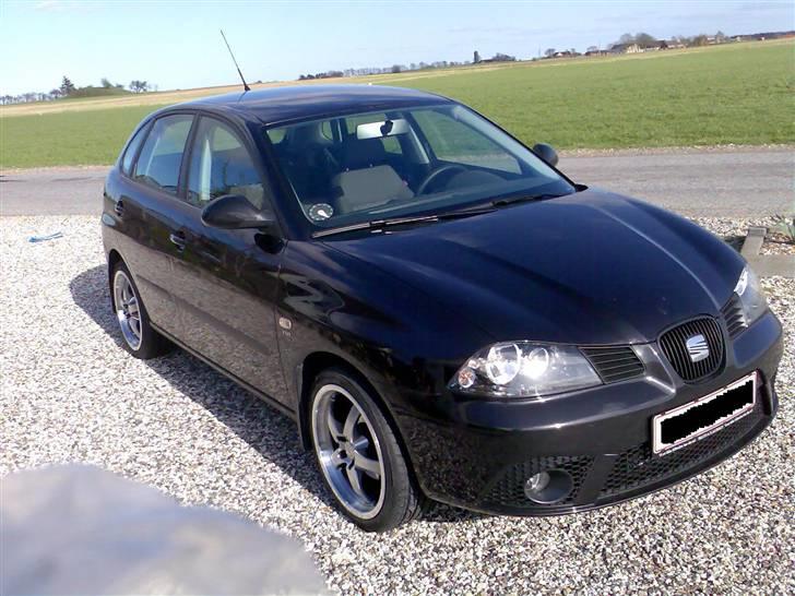Seat Ibiza 1.9 TDI (Traktoren) - Her med de gamle 17", det så godt ud, men HOLD KÆFT det var noget lort! billede 2