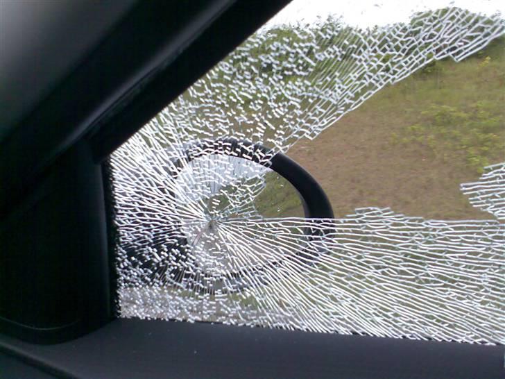 Seat Ibiza 1.9 TDI (Traktoren) - Stenslag...PÅ SIDERUDEN???? billede 7