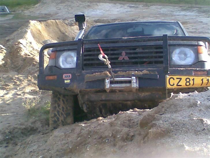 Mitsubishi pajero solgt billede 16