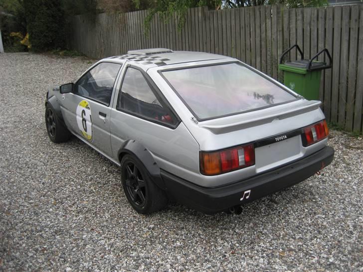 Toyota Corolla Coupé ae86 billede 4