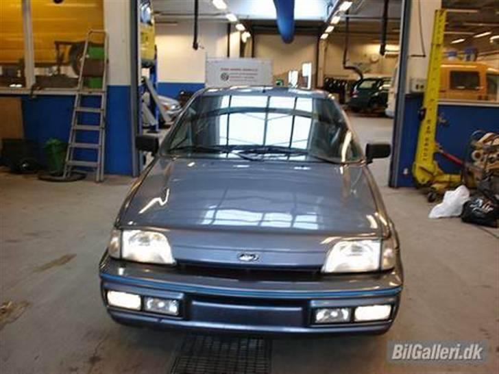 Ford Fiesta XR2iT "Solgt" - Billede lånt af tidligere ejer, nyt kommer snarest muligt :-D billede 3