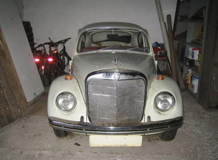 VW boble - ja jeg ved godt det er et mercedes emblem men bare rolig det bliver skiftet. er den ikke fed: gggrrrrrrr billede 2