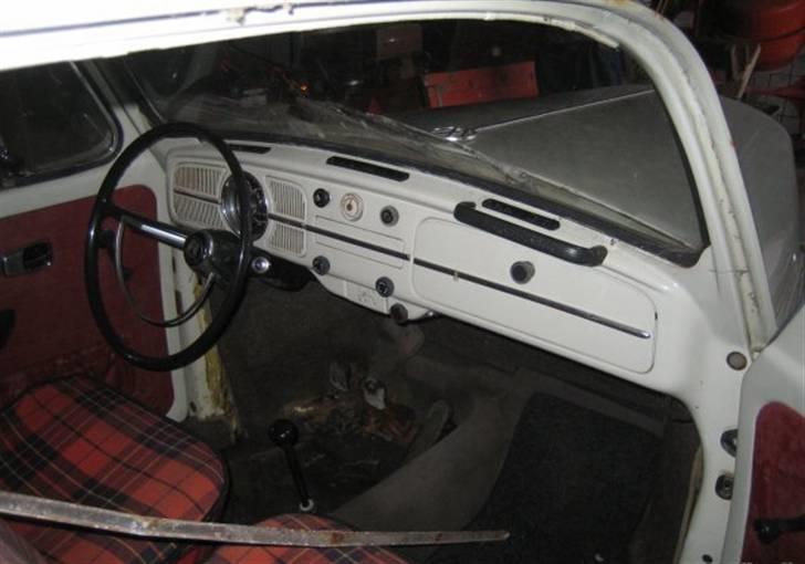 VW boble - under betrækket befinder sig rødt læder imtræk og det er som nyt billede 4