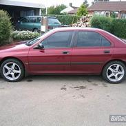 Peugeot 406