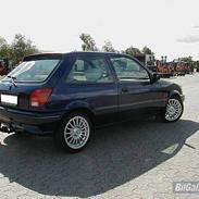 Ford Fiesta 1,8IS  (solgt)