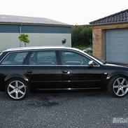 Audi A6 (S6) Avant Quattro 