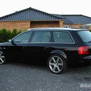 Audi A6 (S6) Avant Quattro 