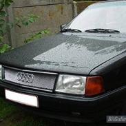 Audi 100 