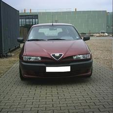 Alfa Romeo 145