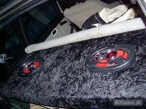 Fiat Uno - Billede af de nye lightning audio 6x9" højtalere billede 9