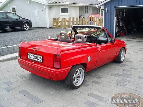 Opel Corsa a Cabriolet - Lige færdig samlet.. billede 2