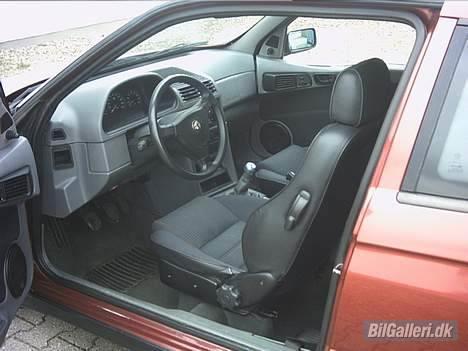 Alfa Romeo 145 billede 5