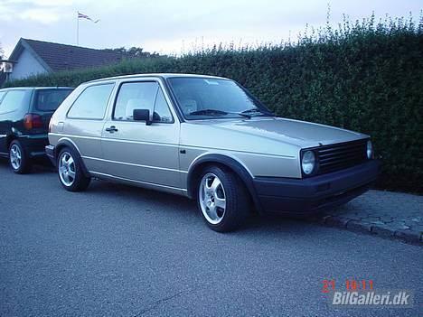 VW golf 1,8 cl SOLGT! billede 1