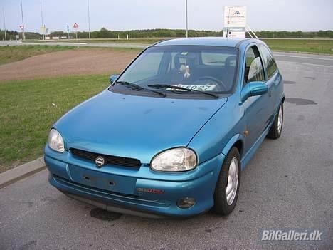 Opel Corsa B GSI 16V (solgt) - Her ses min vogn, hvor jeg har hentet den! billede 8