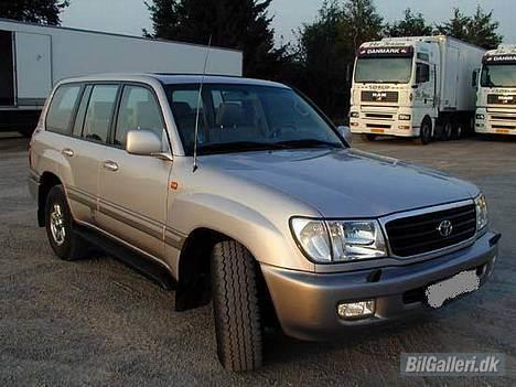 Toyota Landcruiser VX 100 billede 1