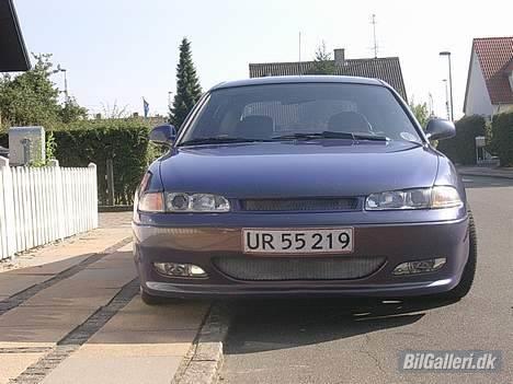 Mazda 626, solgt - Tjek lige den front. Ser ikke ud til at være hjemmelavet billede 6