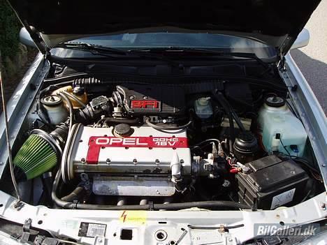 Opel Calibra billede 6