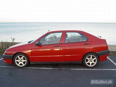 Alfa Romeo 146 1,6 TS 16V (R.I.P) billede 3