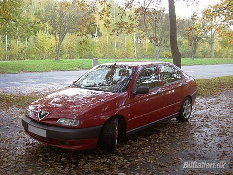 Alfa Romeo 146 1,6 TS 16V (R.I.P) billede 8