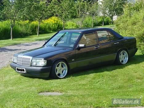 Mercedes Benz 190E billede 5