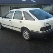 Ford Sierra (solgt)