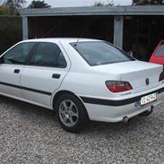 Peugeot 406