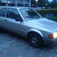 Ford Escort 1,6 CL DØD !