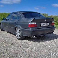 BMW 325i