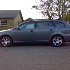 Toyota Avensis SOL st.car SOLGT