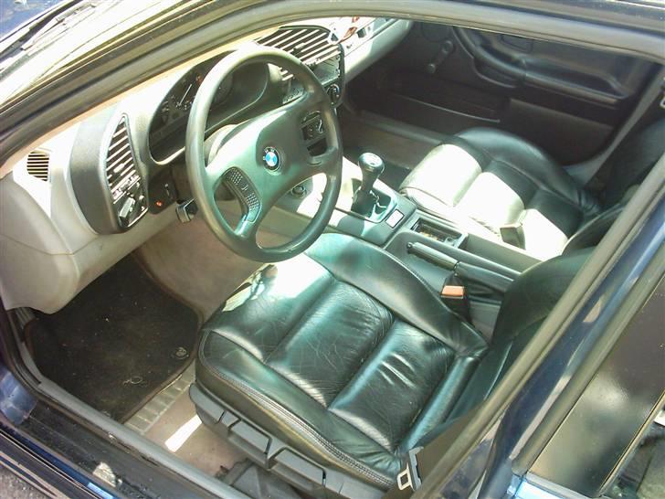 BMW 318i 1,8 billede 19