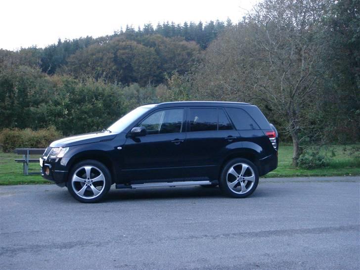 Suzuki Grand Vitara 2,0 GLX 20" billede 3