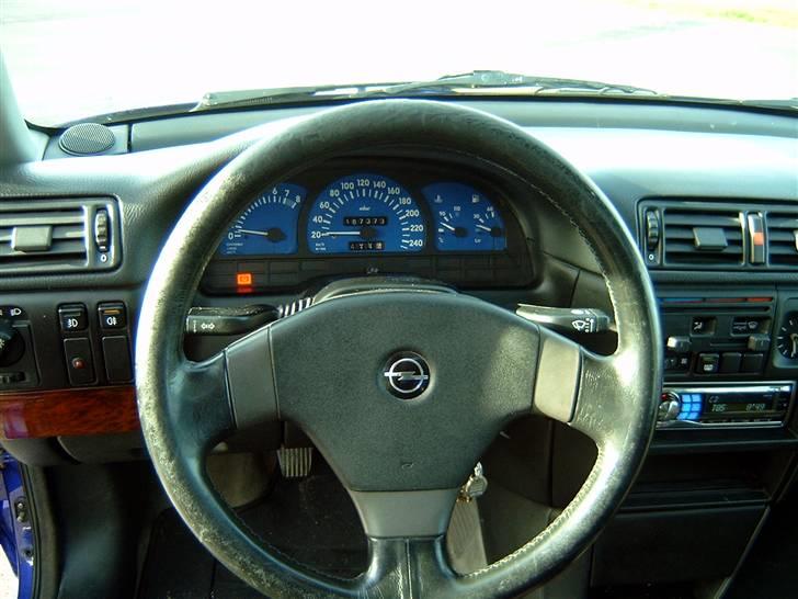 Opel Vectra A 2000 billede 4