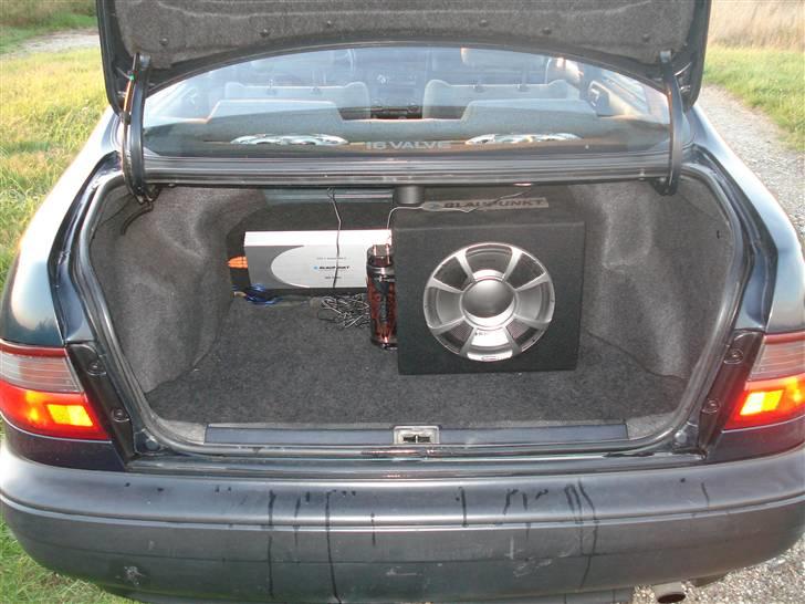 Toyota Carina E billede 8