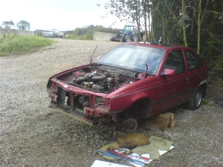 Opel kadett E (DØD) billede 10
