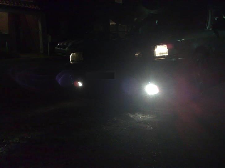 Toyota Carina II (R.I.P) - Nu med tågelygter, lidt ond ser den da ud! billede 19