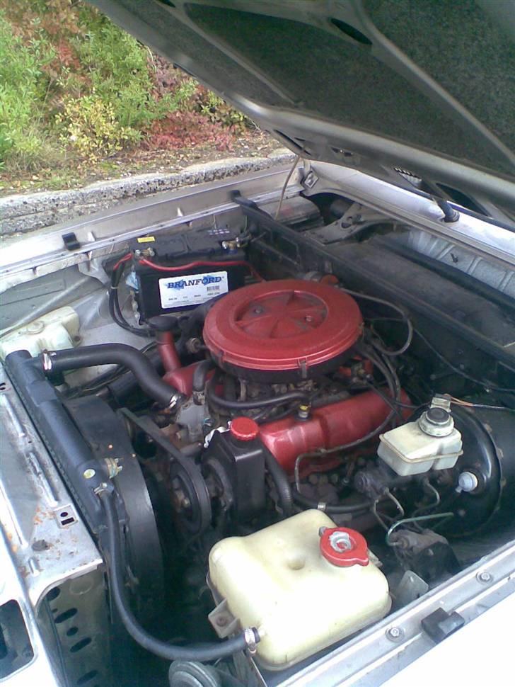Ford Granada 2,3 - Motoren køre som en drøm, og er velholdt. billede 4