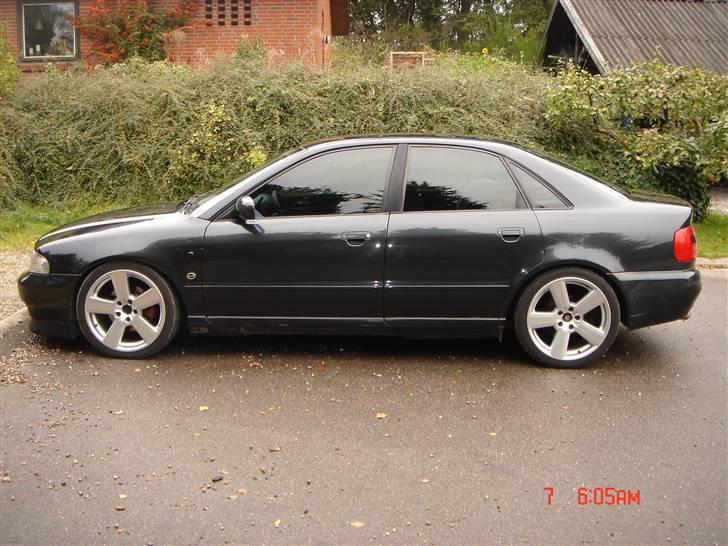 Audi a4 1.8T    SOLGT billede 3
