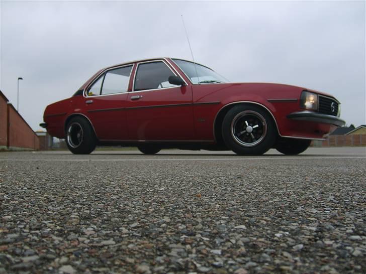 Opel ascona b berlina SOLGT billede 7