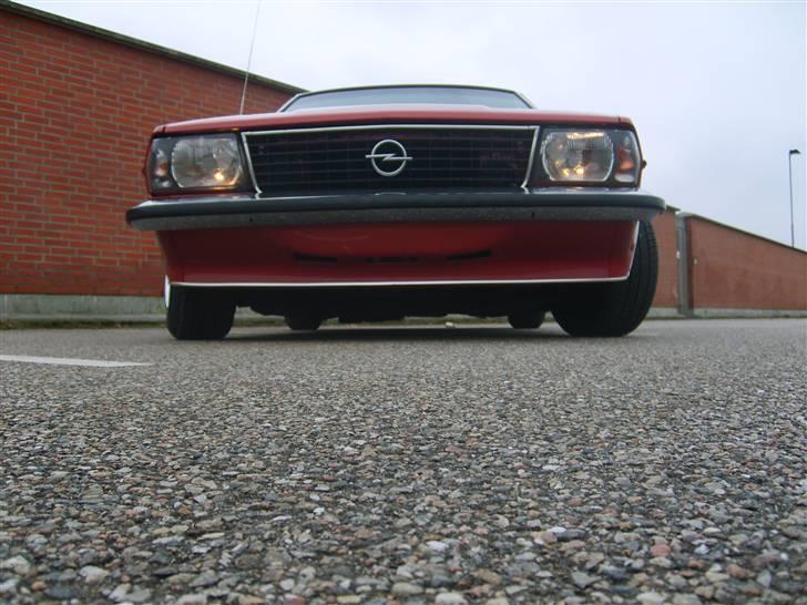 Opel ascona b berlina SOLGT billede 12