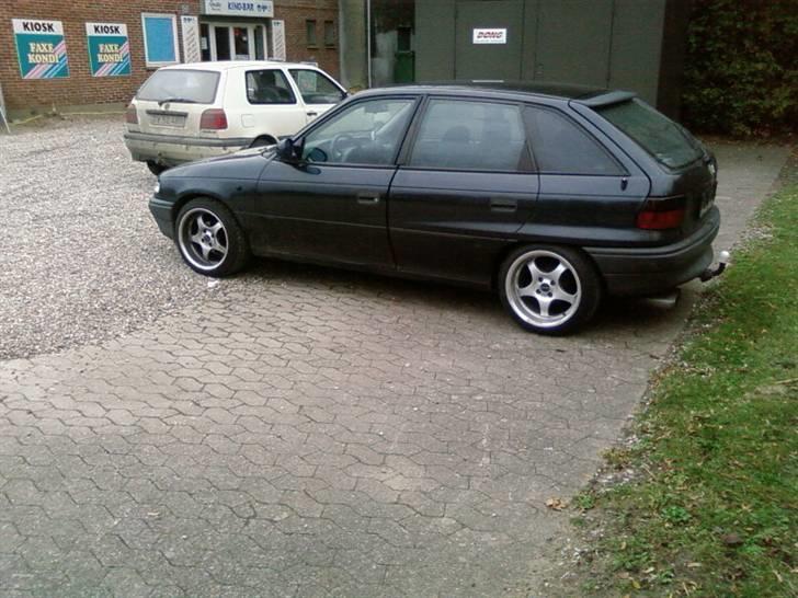 Opel astra 1,6 i-se solgt ! billede 11
