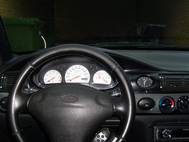 Ford Escort RS 2000 solgt billede 4