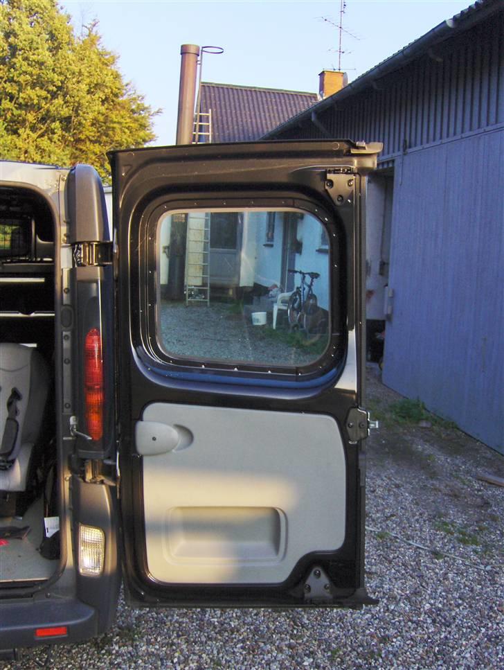 Opel vivaro 1,9cdti solgt billede 15