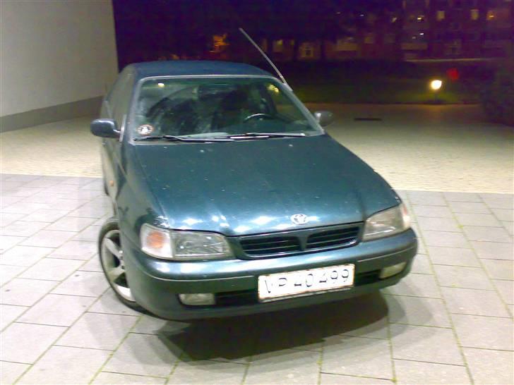 Toyota Carina E 1,6 GLi -xxSOLGT billede 2