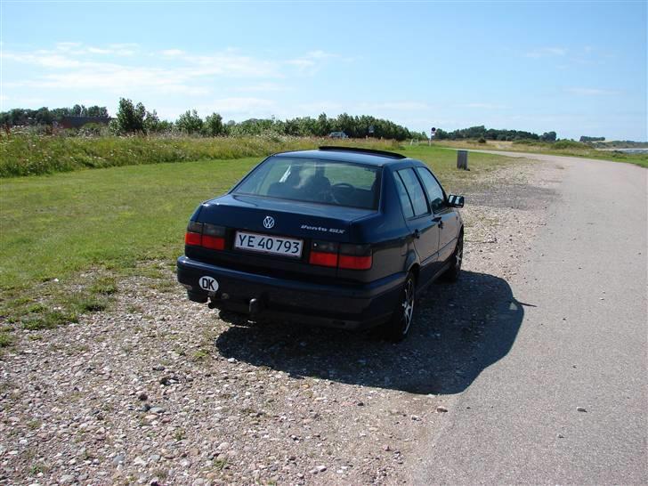 VW Vento 2.0 GLX billede 2