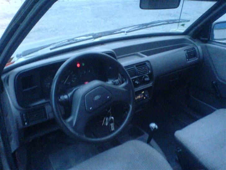 Ford Escort 1,6 CL DØD ! - Før ! billede 4